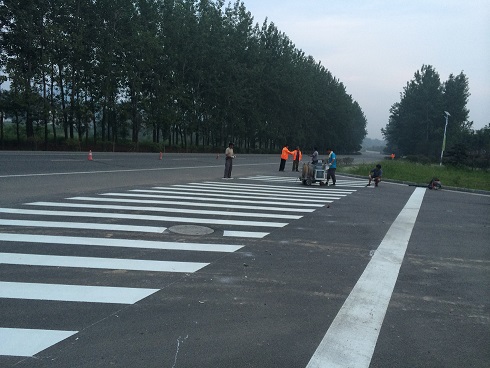 河南鄭州停車場劃線|鄭州道路劃線|鄭州熱熔劃線|鄭州冷噴標線